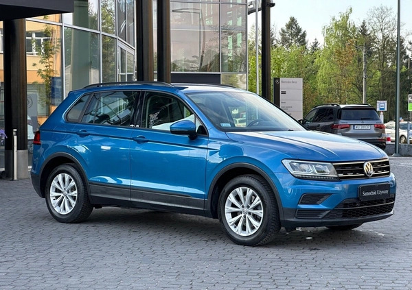 Volkswagen Tiguan cena 71900 przebieg: 168800, rok produkcji 2017 z Chorzów małe 172